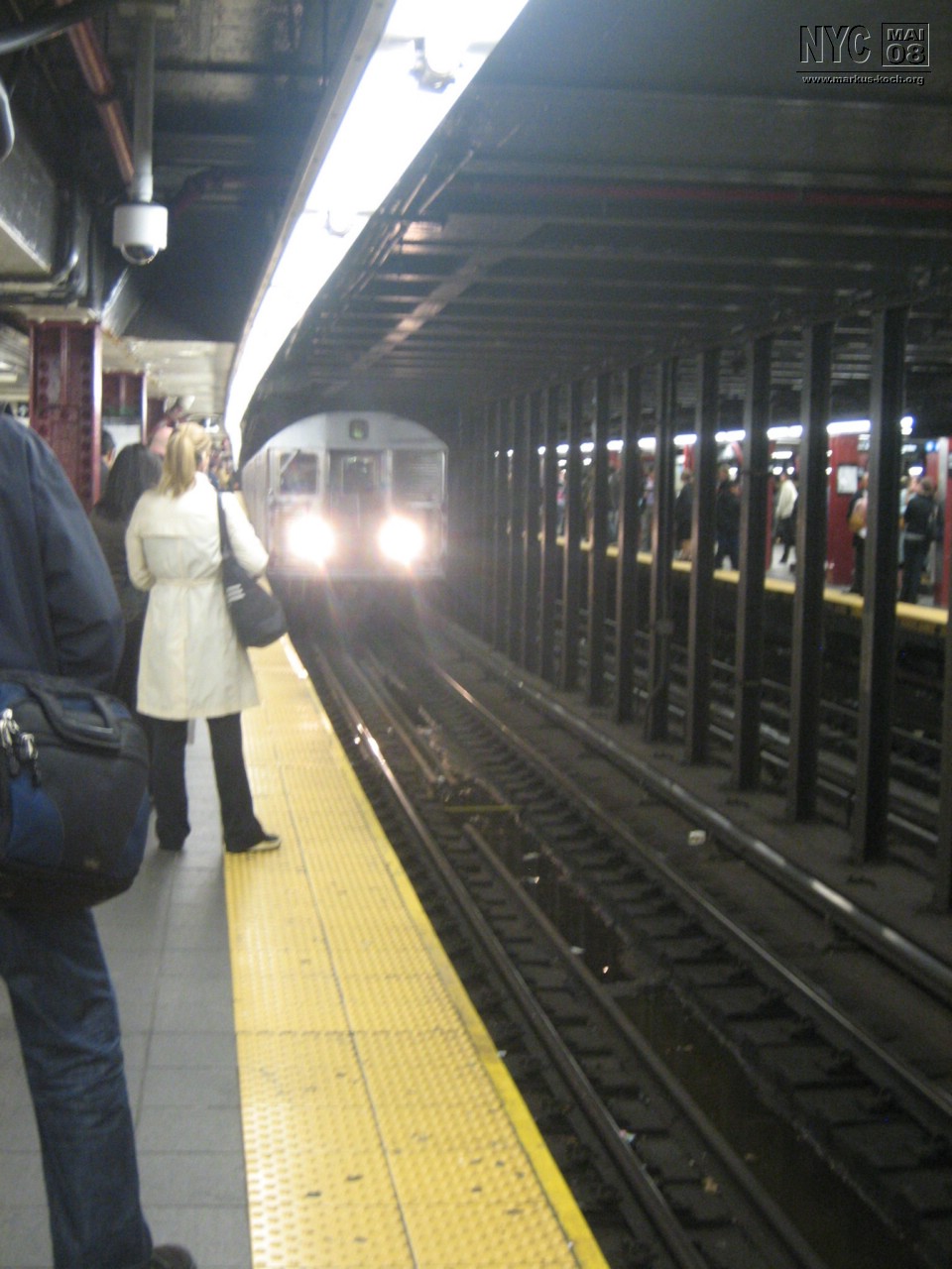 080512_nyc_tag1_mk095