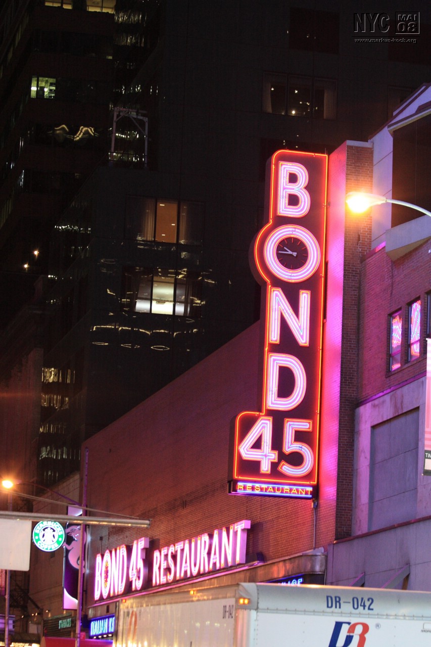 080513_nyc_tag2_mk796