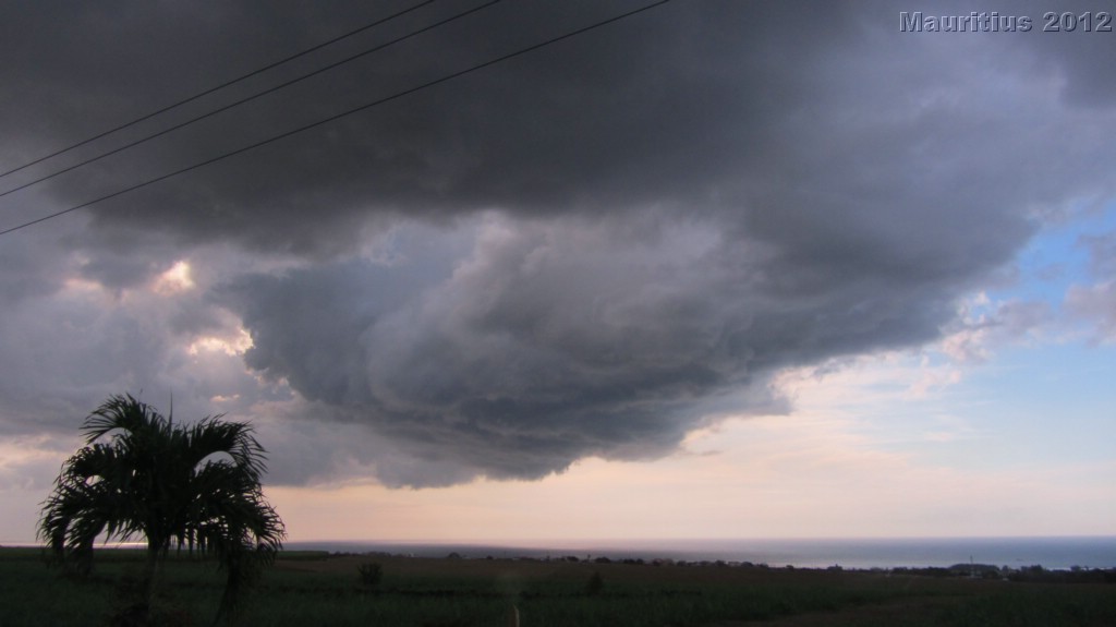 20121027_tag10_mru_tauchen2_mk103